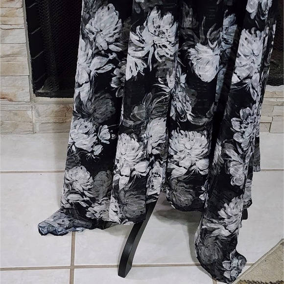 NW Night Way black white floral asymmetrical hem maxi dress plus size‎ 18W new - Picture 5 of 9